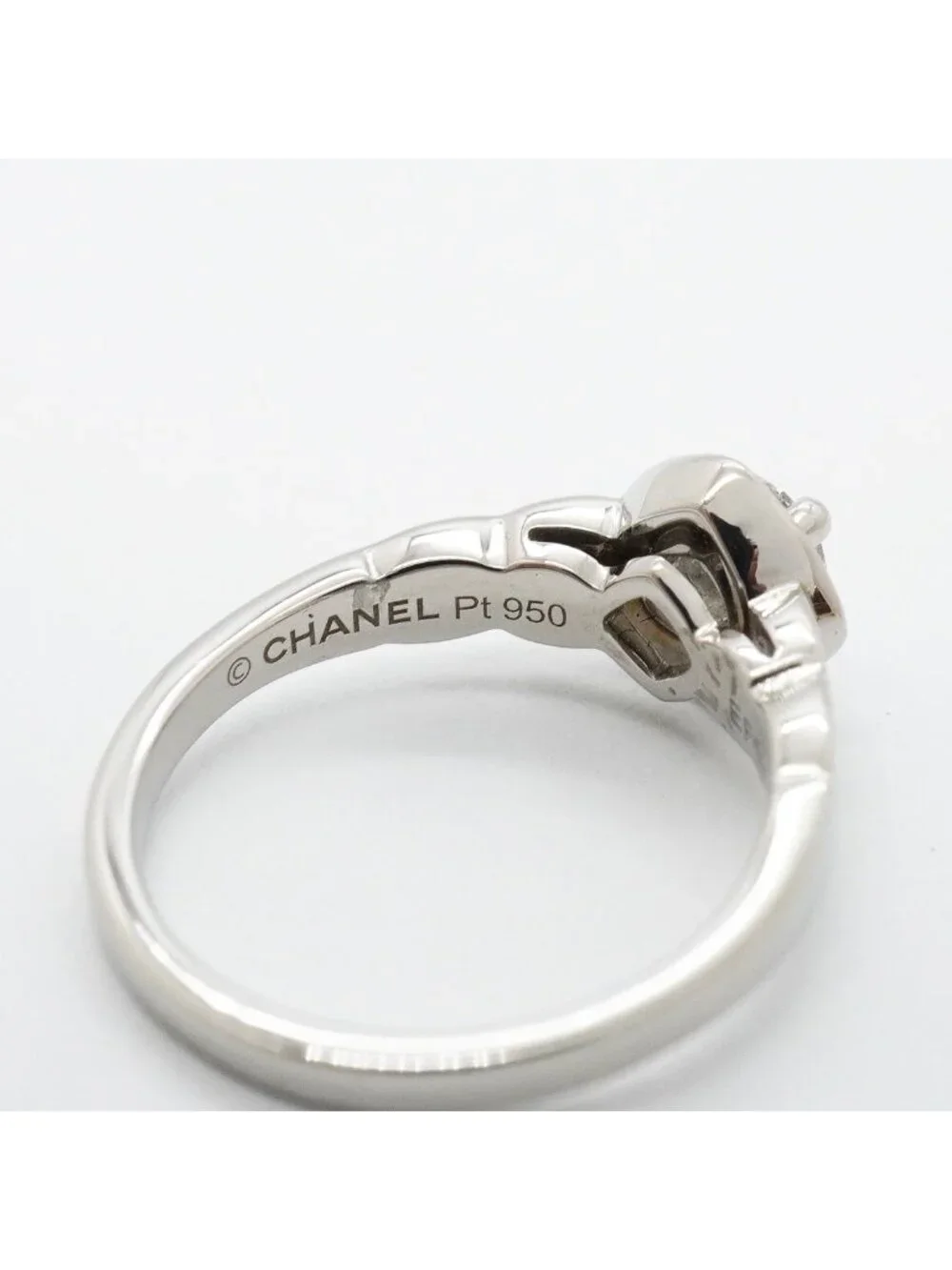 Chanel Ring Coco Crush Platinum Diamond